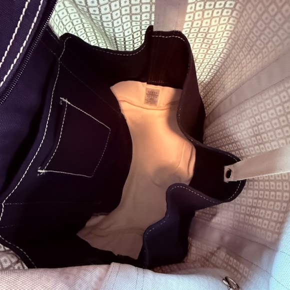 Lands’ End Large Canvas Tote Bag – Navy & Red Stripes with “M” Monogram - Picture 8 of 8